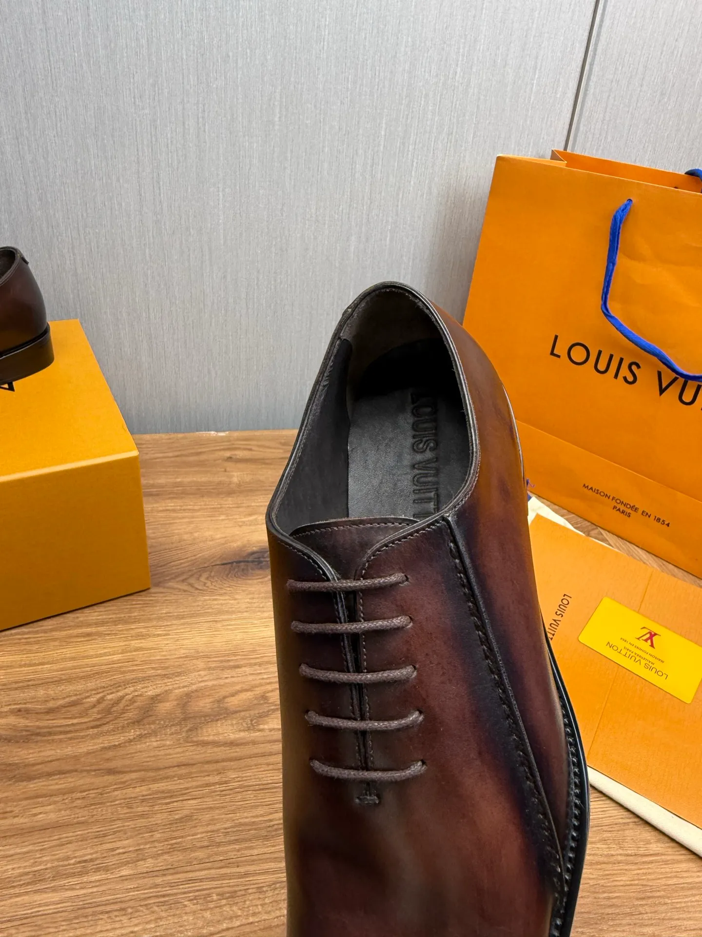 Men's shoes💰760💰 LV. Men's business casual leather shoes, 1:1 shipment ⬆️Luxurious and noble👞All imported original brand leather, just to create a more comfortable wearing experience, upper: original cowhide ➕Imported full cow lining, original leather outsole ✔️36-45 (38.45 non-refundable)